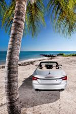 Chrysler 200 Convertible 2011 года